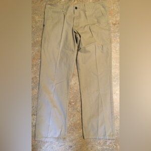 Old Navy Casual Dress Pants (size 38 x 34)